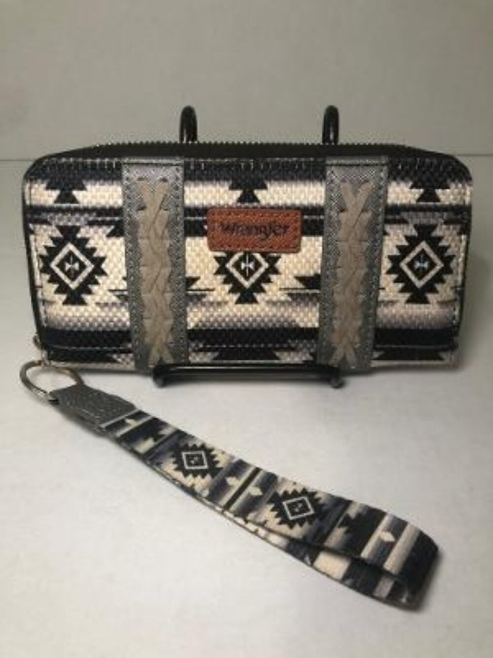 Wrangler Wallet Purse for Women Western Aztec Clutch Wristlet Black Grey